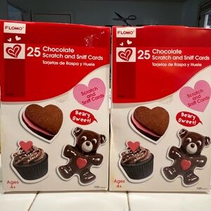 Flomo Chocolate Scratch And Sniff Valentines. 2 Packs Of 25. So Cute! New